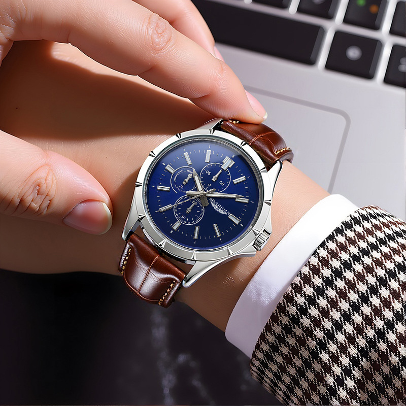 Relógio de Pulso Masculino Cro - Leather Watch Band Men avaliação e preço